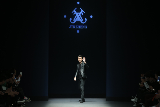 2016深圳时装周：郑韬品牌秀场 (9).jpg