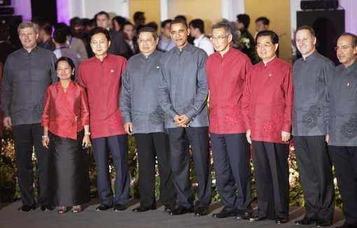 最炫民族风：APEC晚宴上的领导人服装大盘点