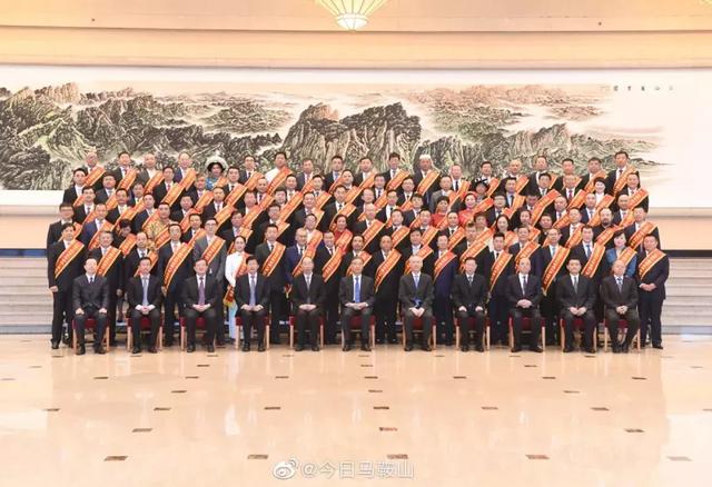 荣誉加身成就时代榜样，为6位纺织行业的“优秀中国特色社会主义事业建设者”点赞