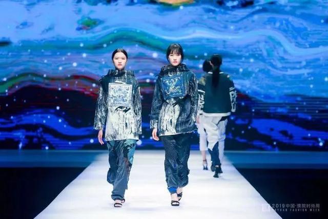 纺织头条 | 向世界级针织产业集群进发！2019中国·濮院时尚周开幕