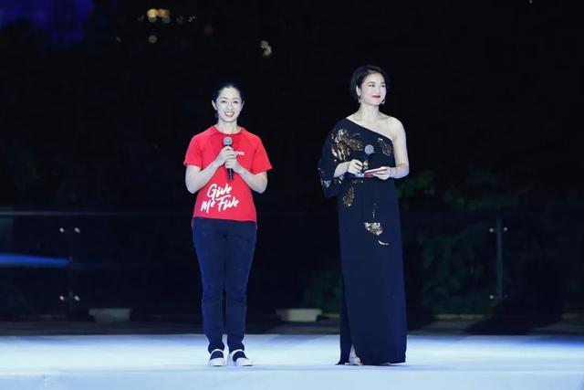 时尚头条 | 用时尚的语言，来一场诗词大会！2019中国重庆国际时尚周启幕