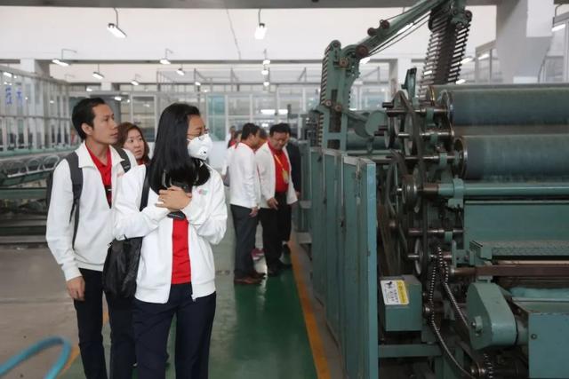 关注 | 深入调研，座谈交流，2019澜湄纺织服装产业发展高级研修班走进张家港